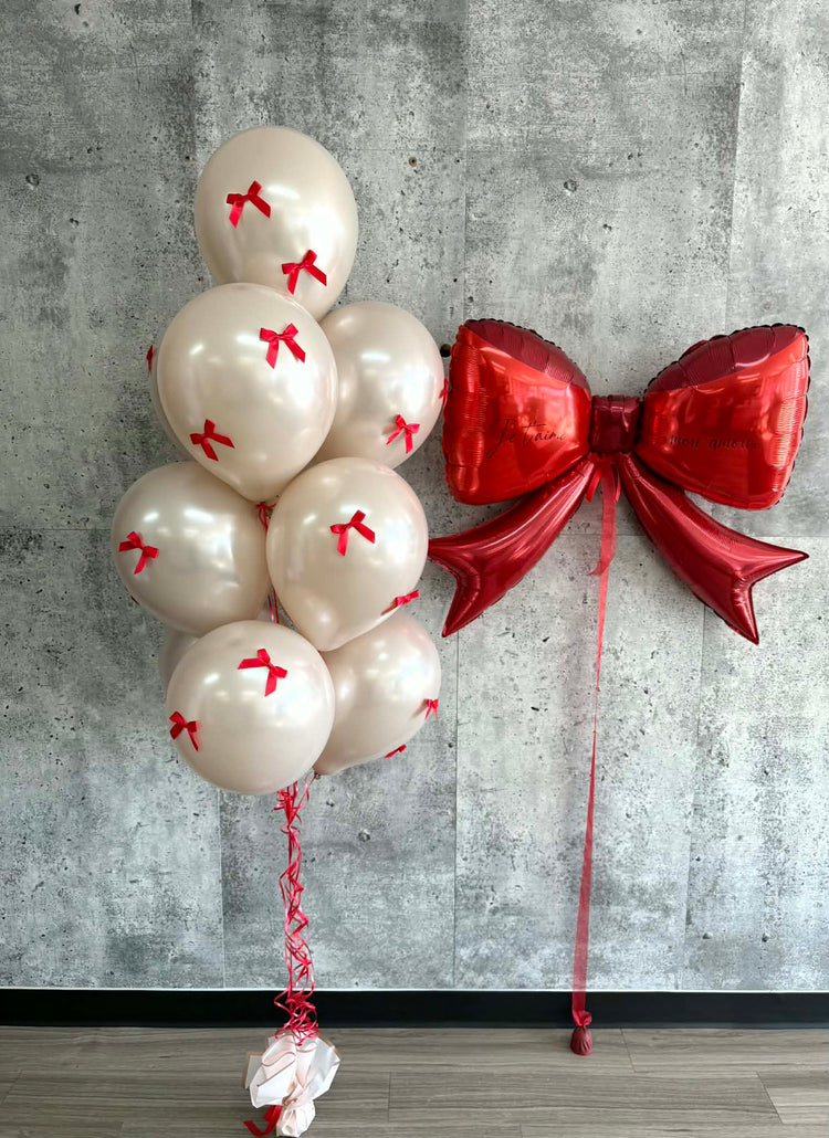 SAINT-VALENTIN DUO BOUQUET DE BALLONS ET BOUCLE