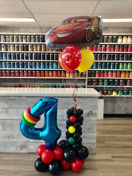 MONTAGE DE BALLONS PREMIUM FLASH MCQUEEN