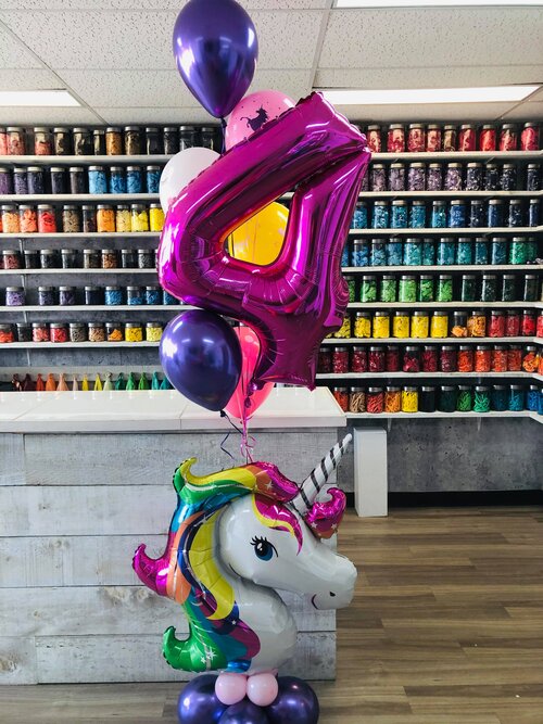 MONTAGE DE BALLONS LICORNE